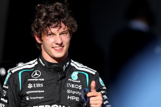 平台-F1中国站安东内利创最年轻杆位纪录 梅奔包揽头排